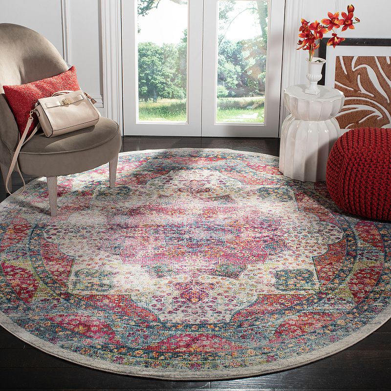 Safavieh Curtis Distressed Medallion Rug