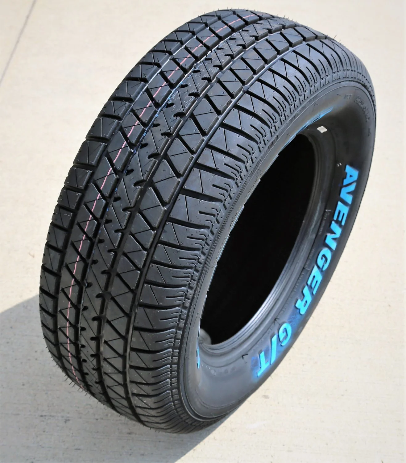 Tire Mastercraft Avenger G/T 245/60R15 100T AS All Season A/S