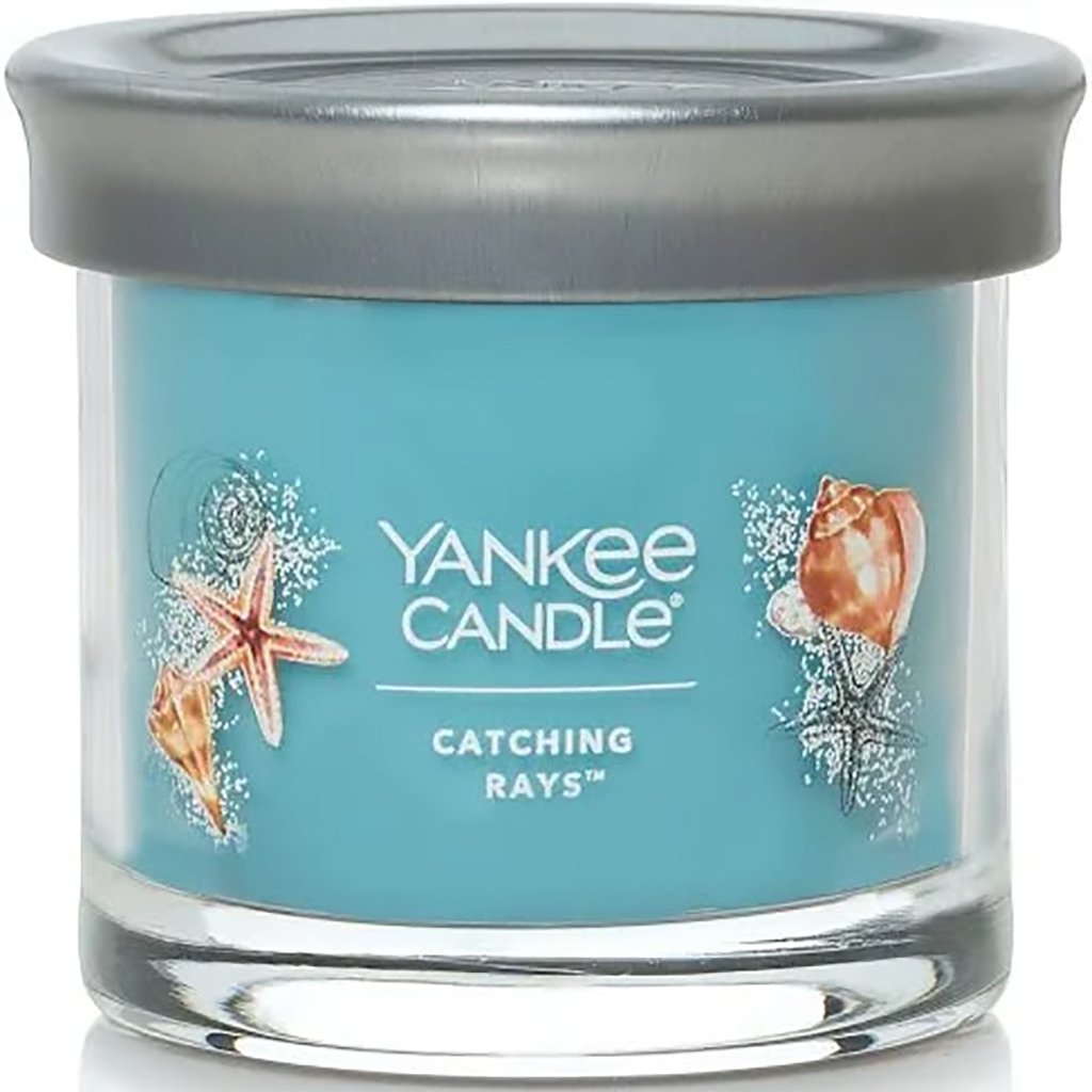 Yankee Candle  Signature Small Tumbler Candle in Catching Rays