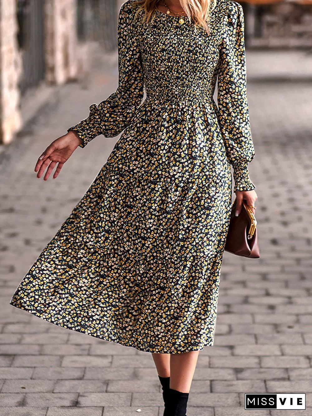 Women Long Sleeve Floral Printed Scoop Neck Dress