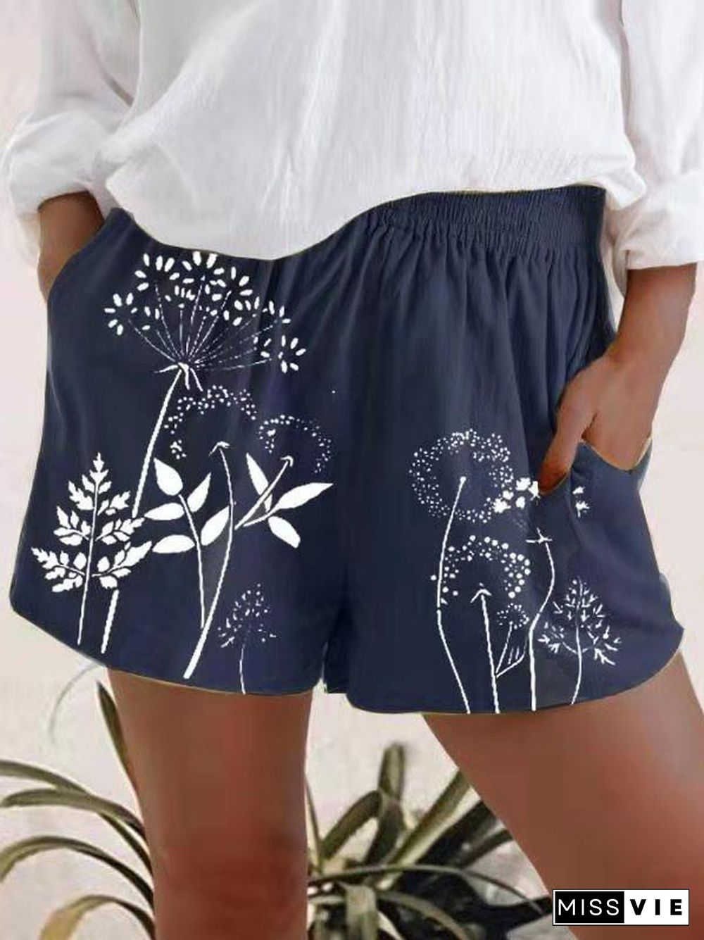 Women Basic Loose Dandelion Printed High-Waist Shorts