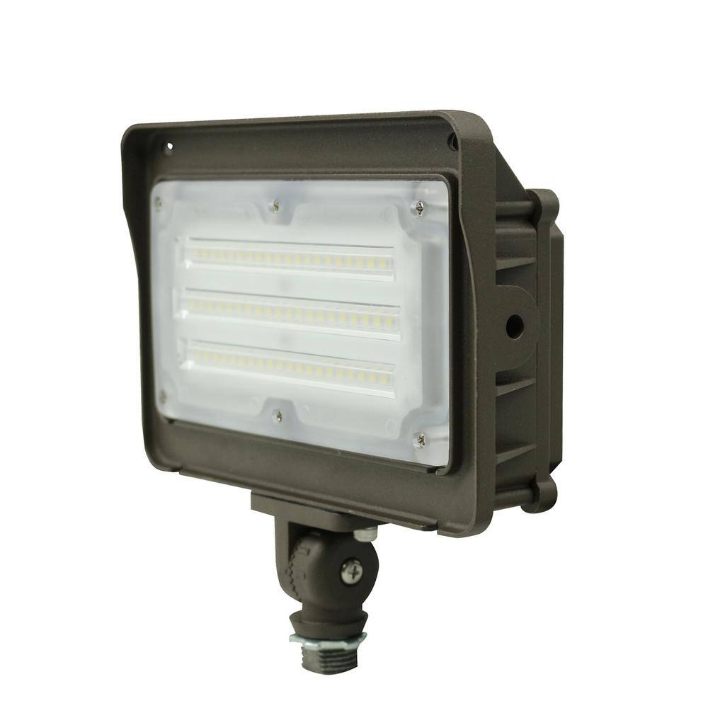 WYZM 250-Watt Equivalence 120-Degree Bronze Integrated LED Outdoor Flood Light 5000k White 6000 Lumens Dusk to Dawn FL50-C