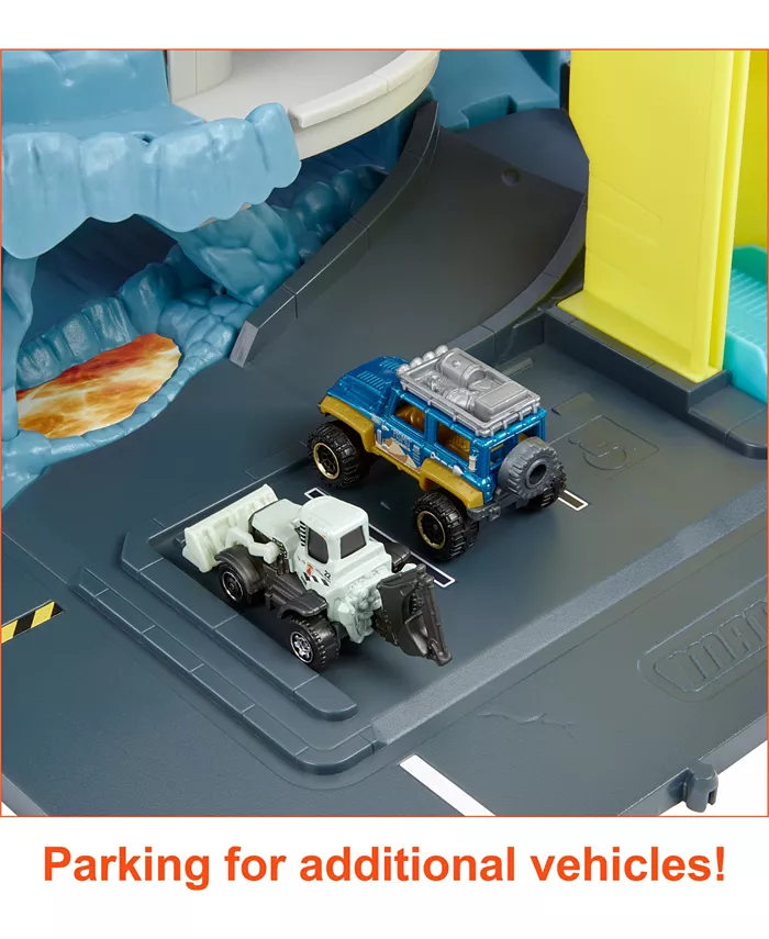 Matchbox Cars Playset with 1:64 Scale Toy SUV  Volcano Escape with Lights and Sounds