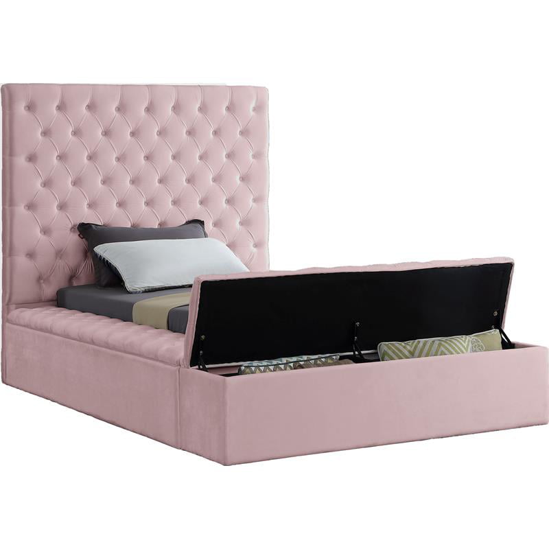 Meridian Furniture Bliss Solid Wood Tufted Velvet Twin Bed in Pink