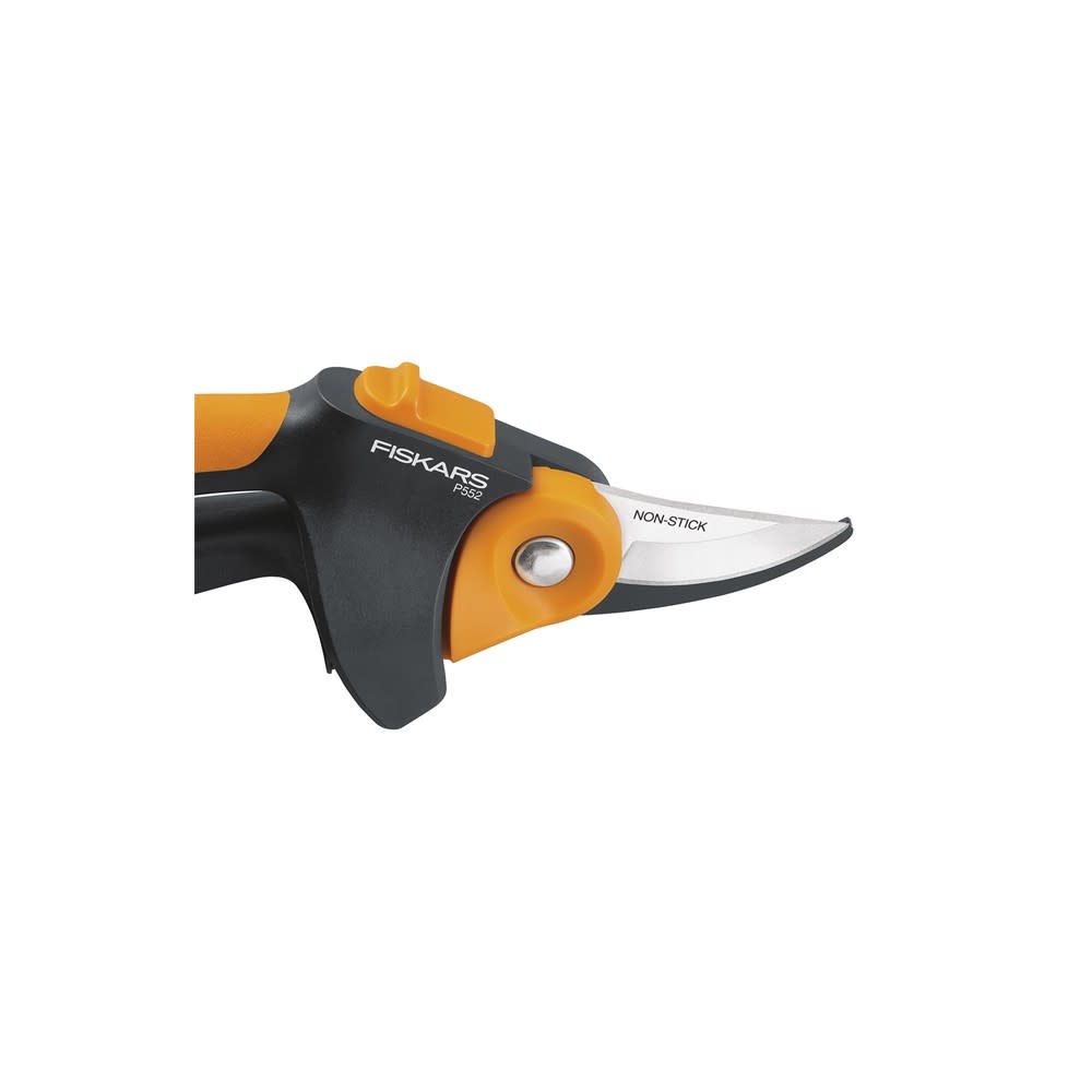 Fiskars PowerGear2 Bypass Pruner with Softgrip Contoured Handle