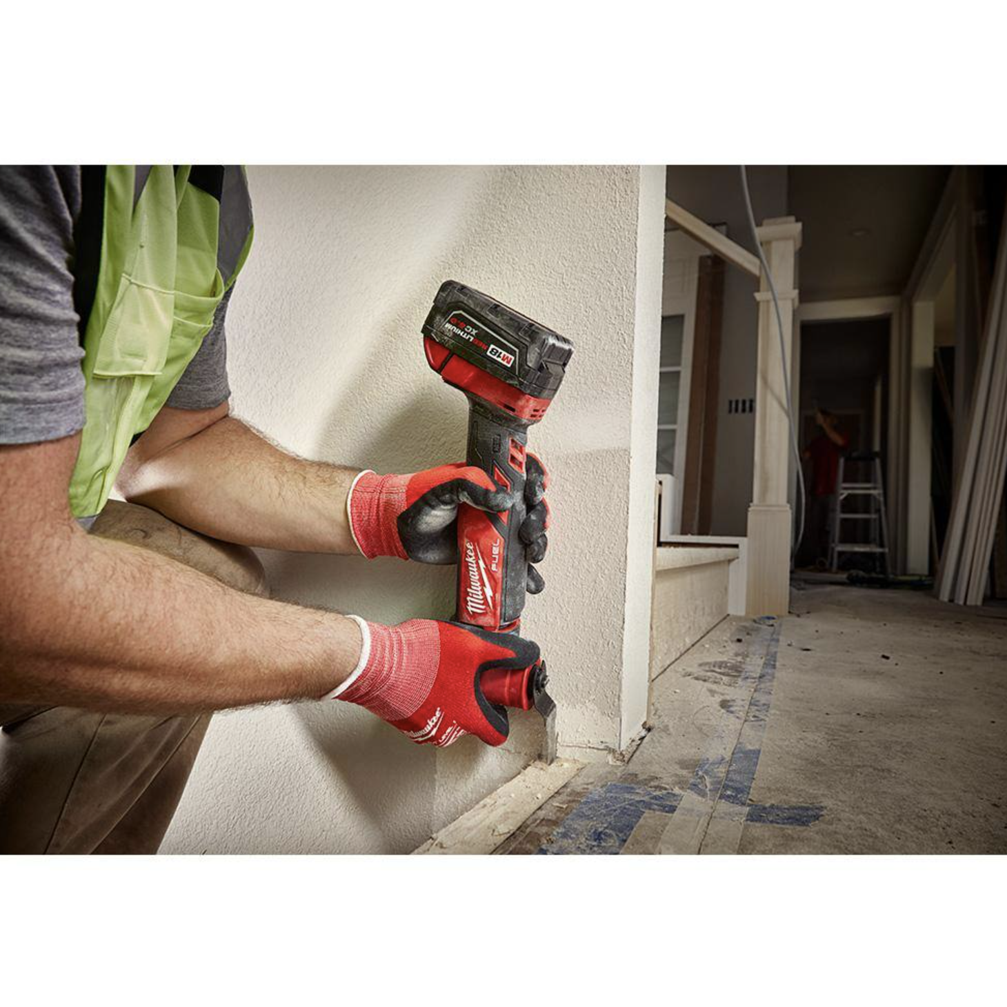 Milwaukee M18 FUEL 18V Lithium-Ion Cordless Brushless Oscillating Multi-Tool， Tool-Only (2836-20)