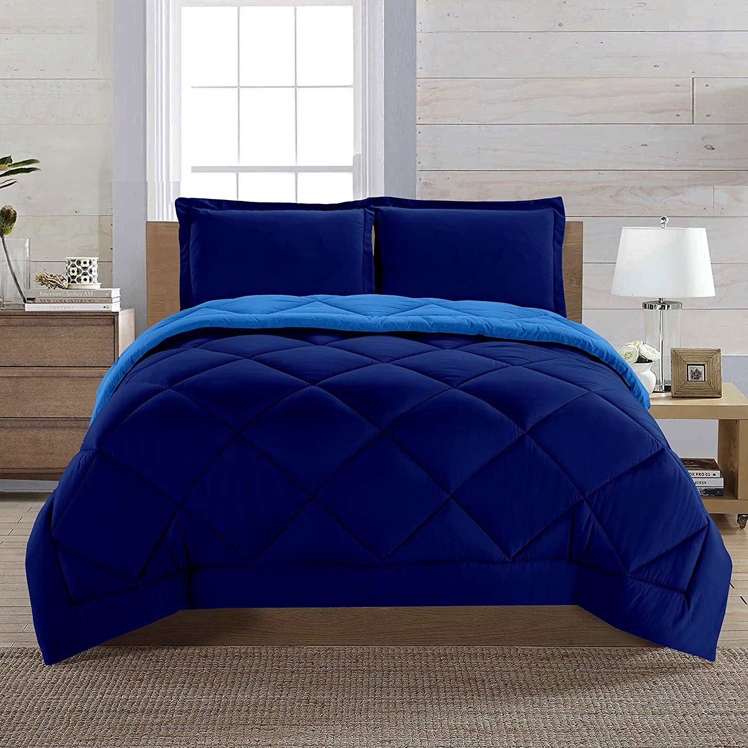 Goose Down Alternative 3pc Comforter Set- King/California King， Navy/Aqua