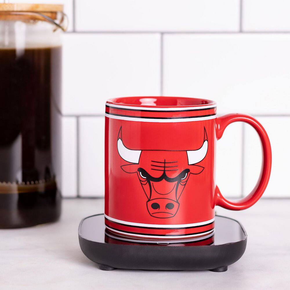 Uncanny Brands NBA Chicago Bulls Single-Cup Red Coffee Mug with Warmer for Your Drip Coffee Maker MW1-NBA-BUL-LG1