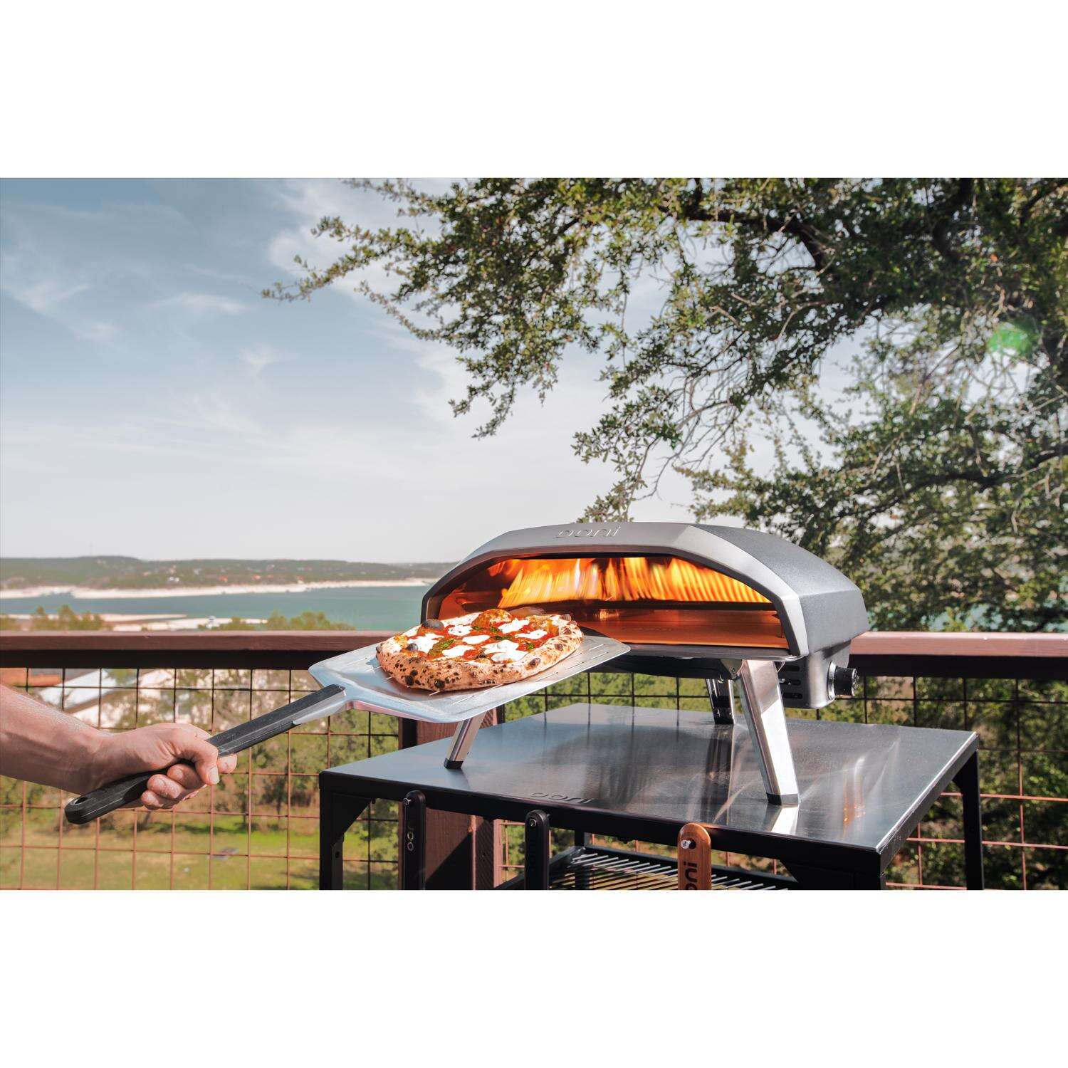 Ooni Koda 16 in. Liquid Propane Outdoor Pizza Oven Black