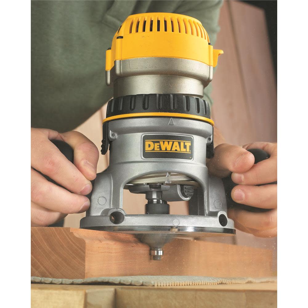 DeWalt 2-1/4 HP Electronic Variable Speed Fixed Base Router