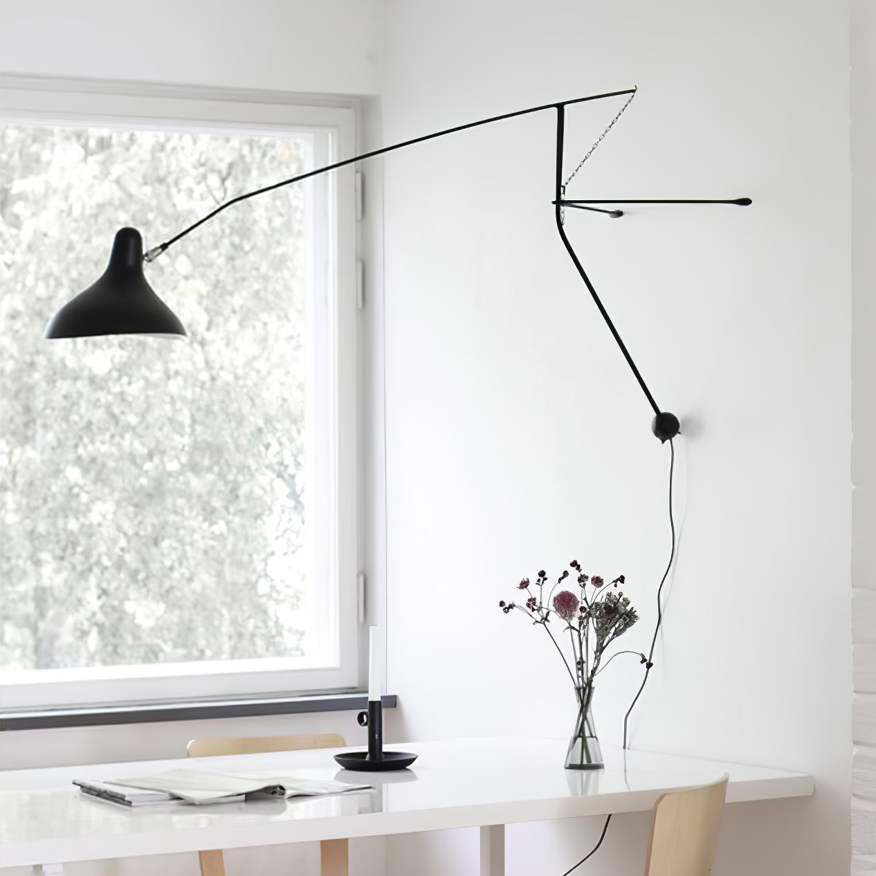 Mantis Arm Wall Lamp