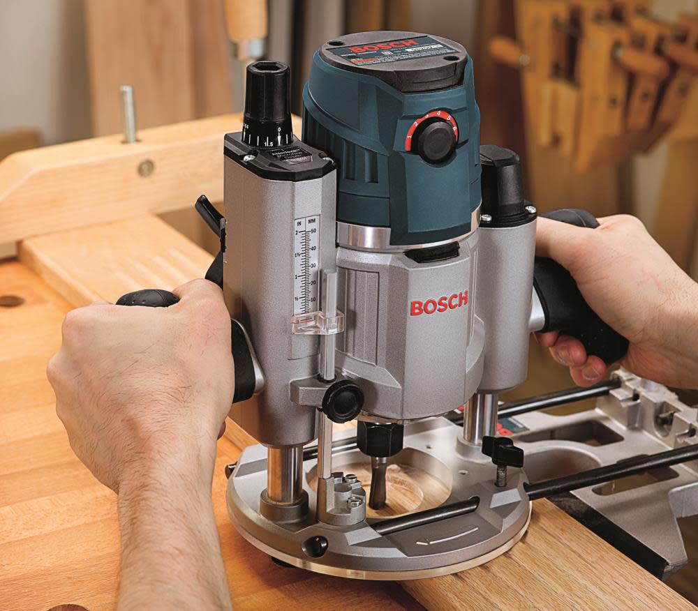 2.3 HP Electronic Plunge-Base Router ;