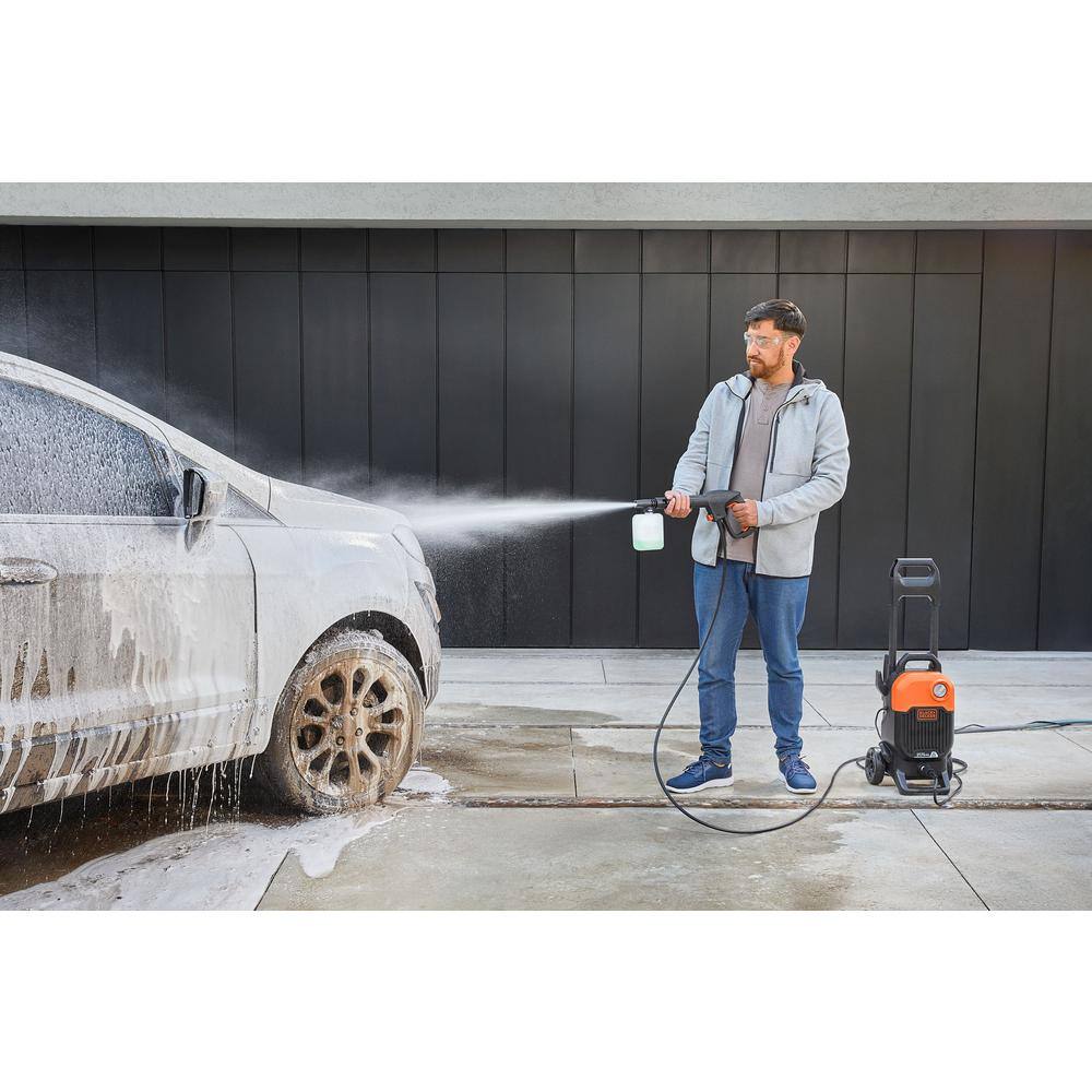 BLACK+DECKER 2000 PSI 1.2 GPM Cold Water Electric Pressure Washer with Integrated Wand and Hose Storage BEPW2000