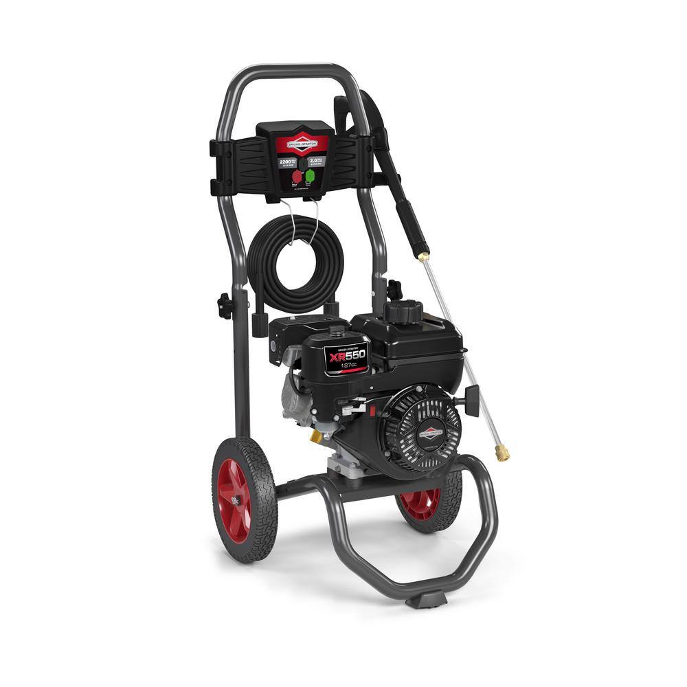 Briggs  Stratton 2200 Max PSI 2.0 Max GPM Cold Water Gas Pressure Washer with B and S XR550 Engine 020831