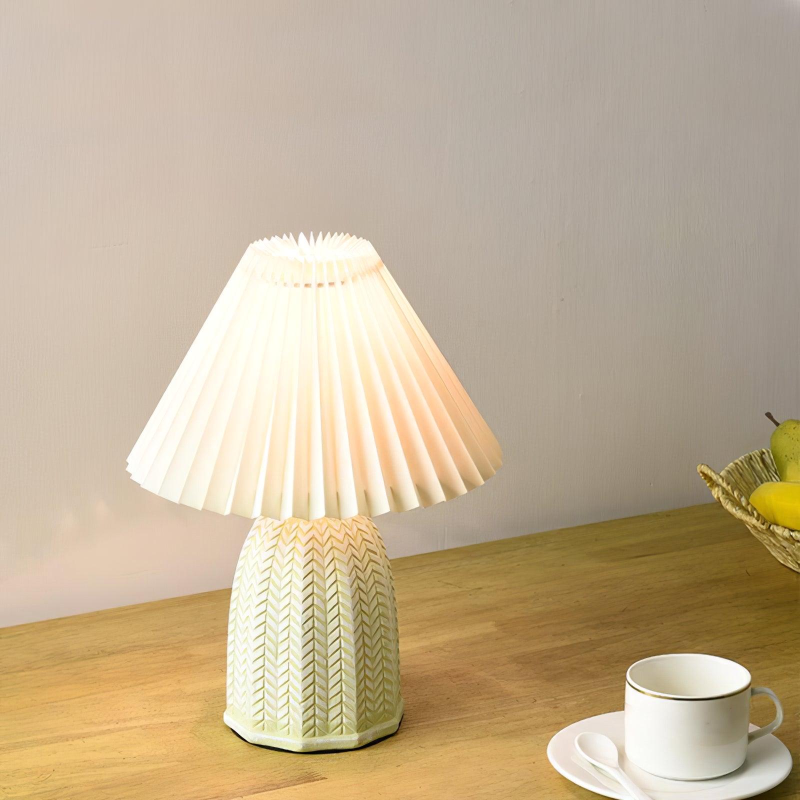 Vintage Pleated Table Lamp