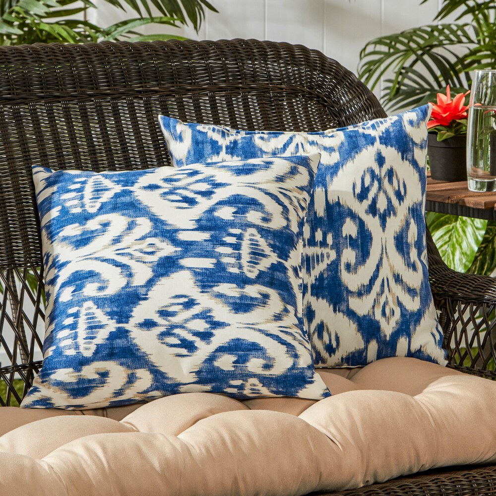 Elizabeth Ikat 17 inch Outdoor Accent Pillow  (Set of 2) by Havenside Home   17w x 17l