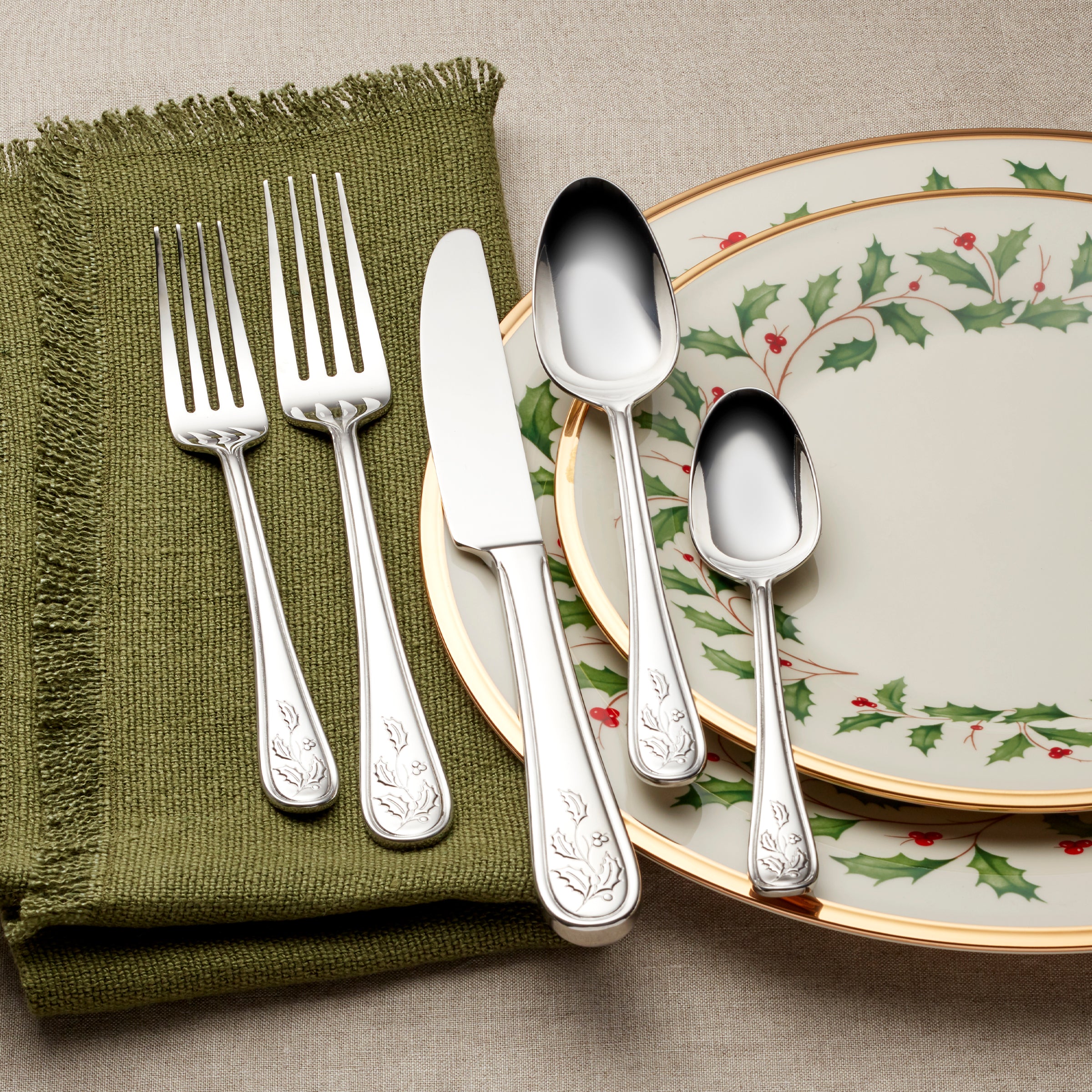 Holiday 65-Piece Flatware Set