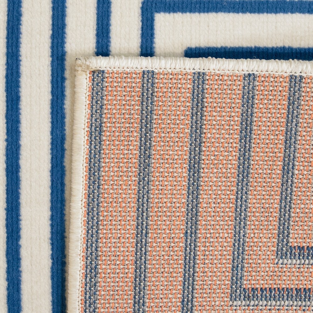 Paskal Geometric Striped Indoor/Outdoor Area Rug