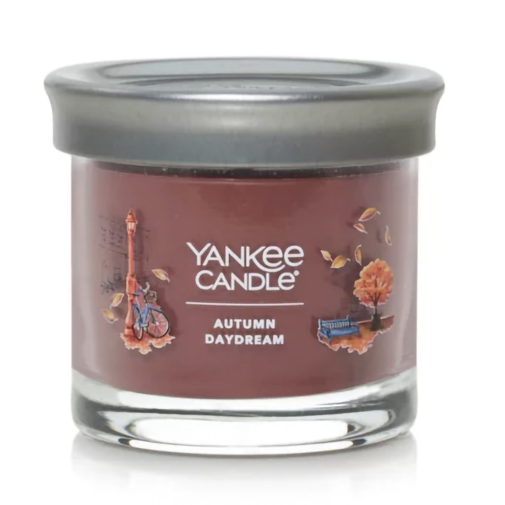 Yankee Candle  Signature Small Tumbler Candle in Autumn DayDream