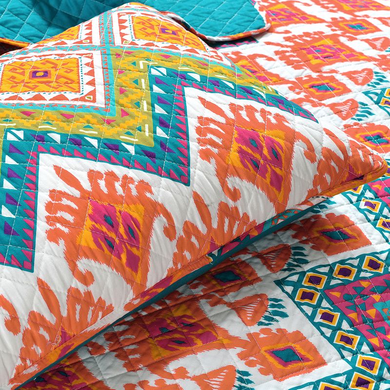 Lush Decor Boho Chevron Reversible Cotton Quilt Set with Shams