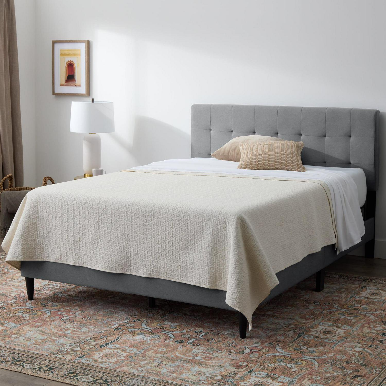 Rest Haven Gresham Tufted Upholstered Bed， Queen， Gray (Box Spring Required)