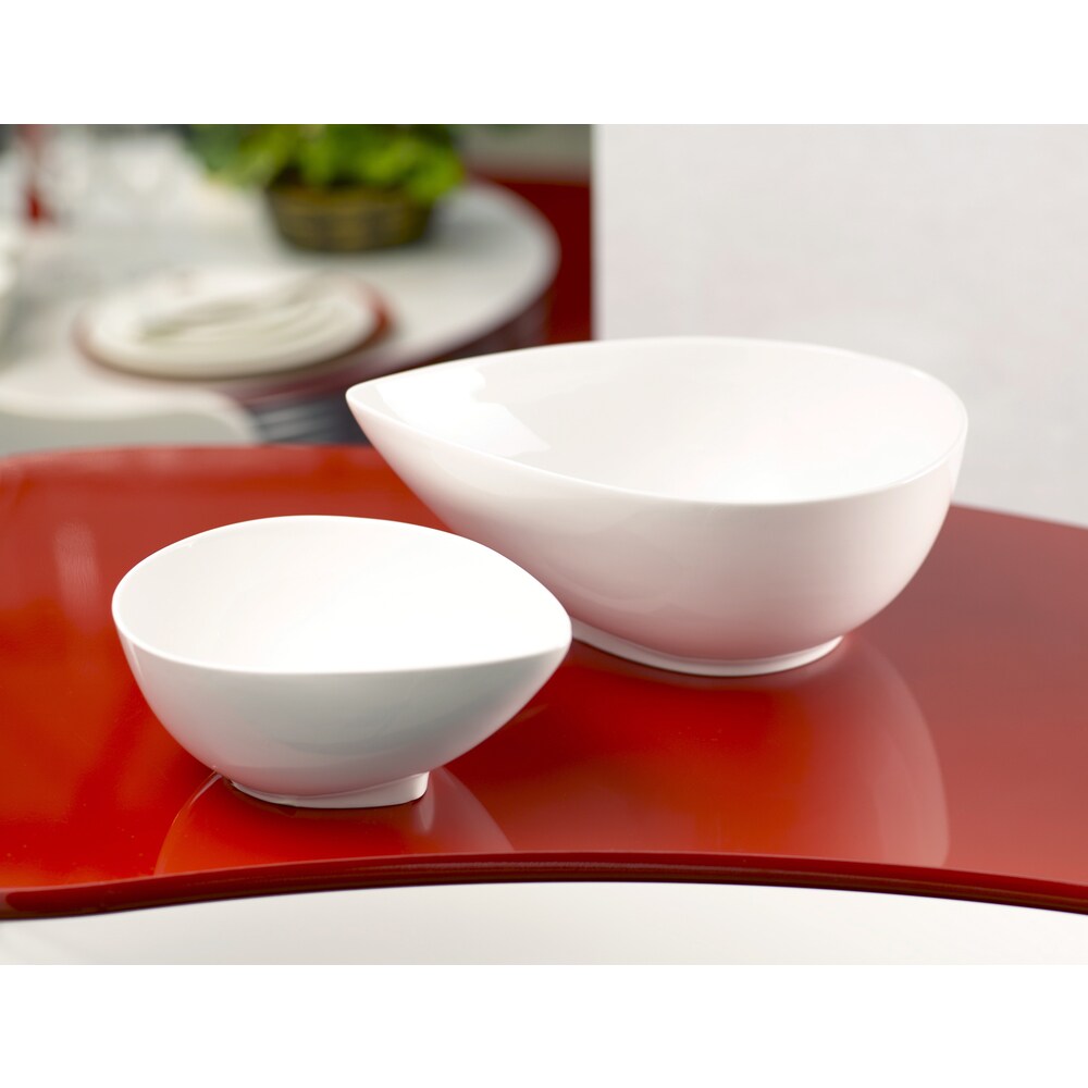 Red Vanilla Fare Teardrop Bowl