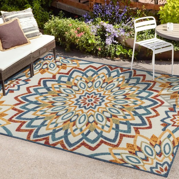 Flora Abstract Bold Mandala High low Indoor outdoor Area Rug Jonathan Y