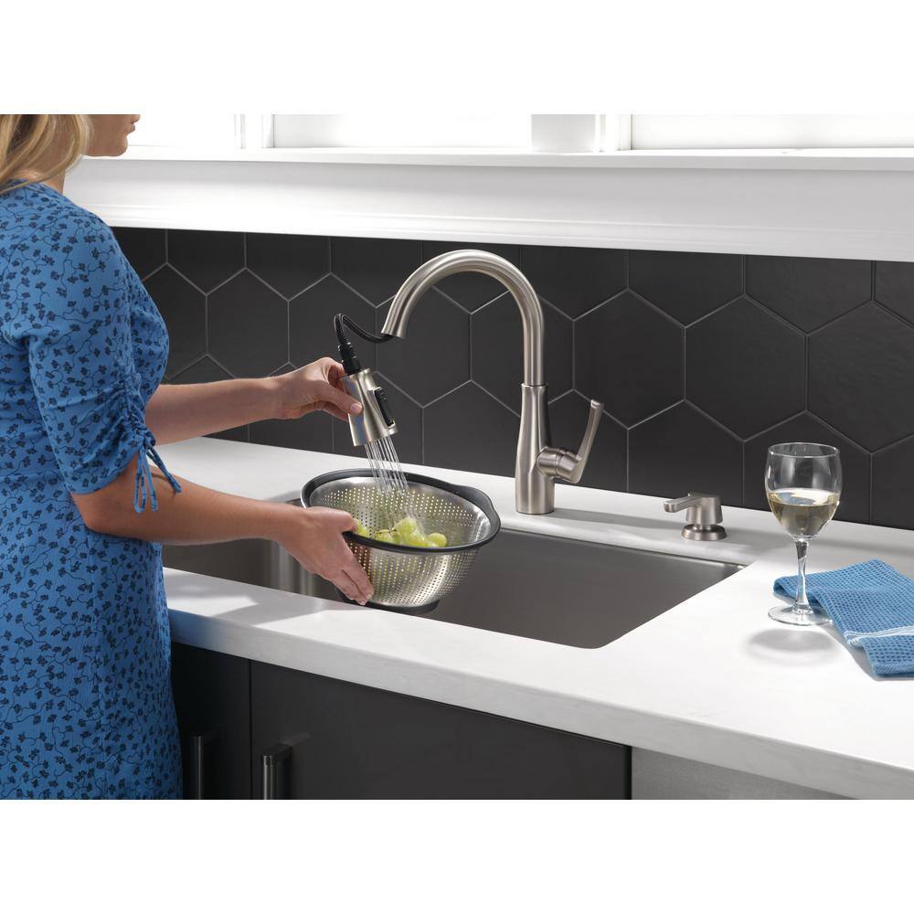 Delta Owendale Single-Handle Pull-Down Sprayer Kitchen Faucet with ShieldSpray Technology in SpotShield Stainless 19875Z-SPSD-DST