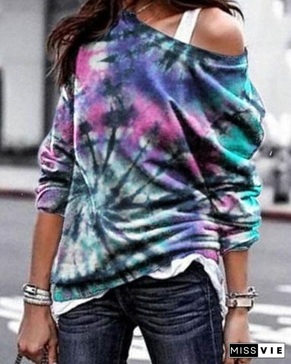 Gradient Heart Swirl Print Paneled Crew Neck Casual T-shirt