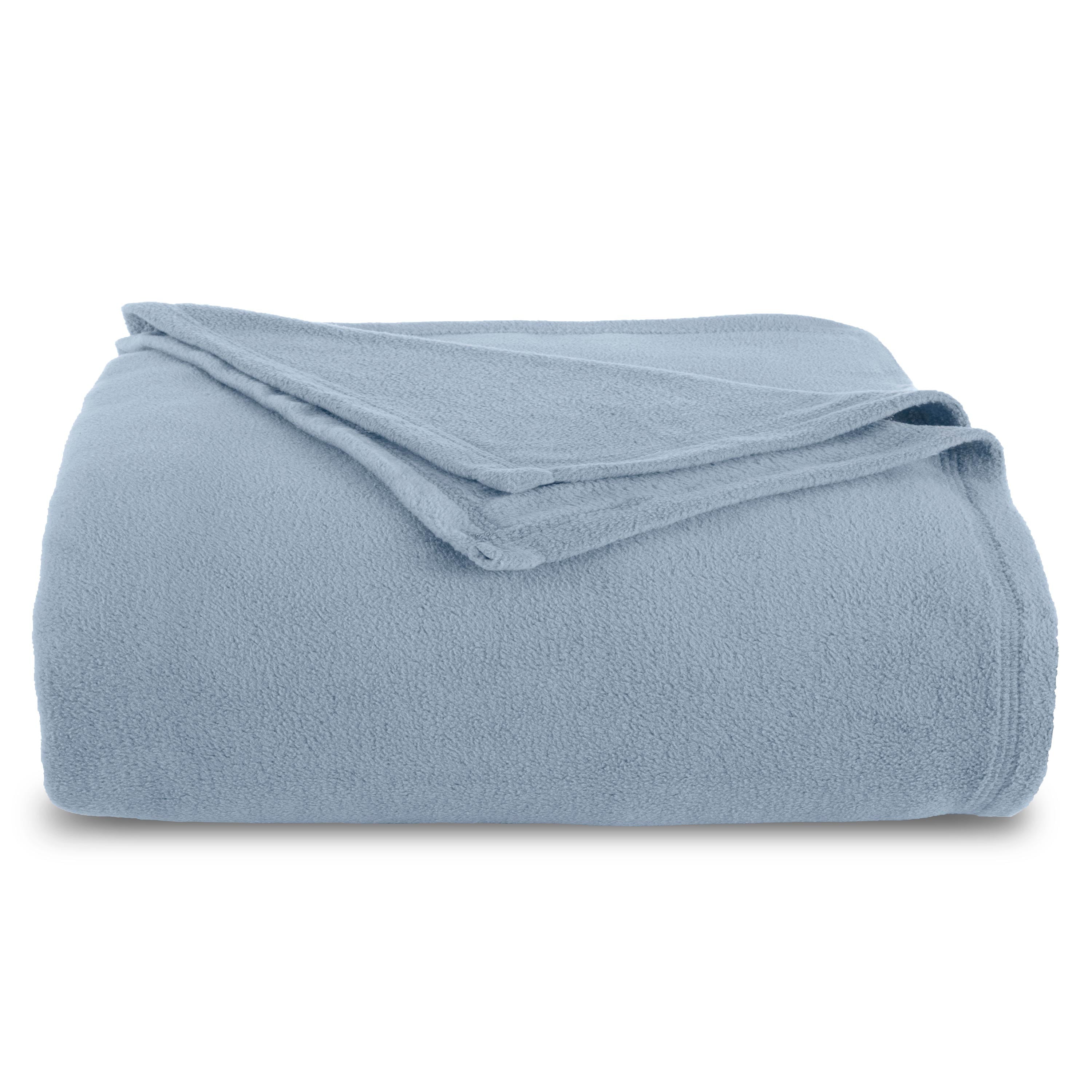 Martex 1B06870 Super Soft Fleece Lightweight Warm Plush Couch and Bed Blanket Blue， Full/Queen