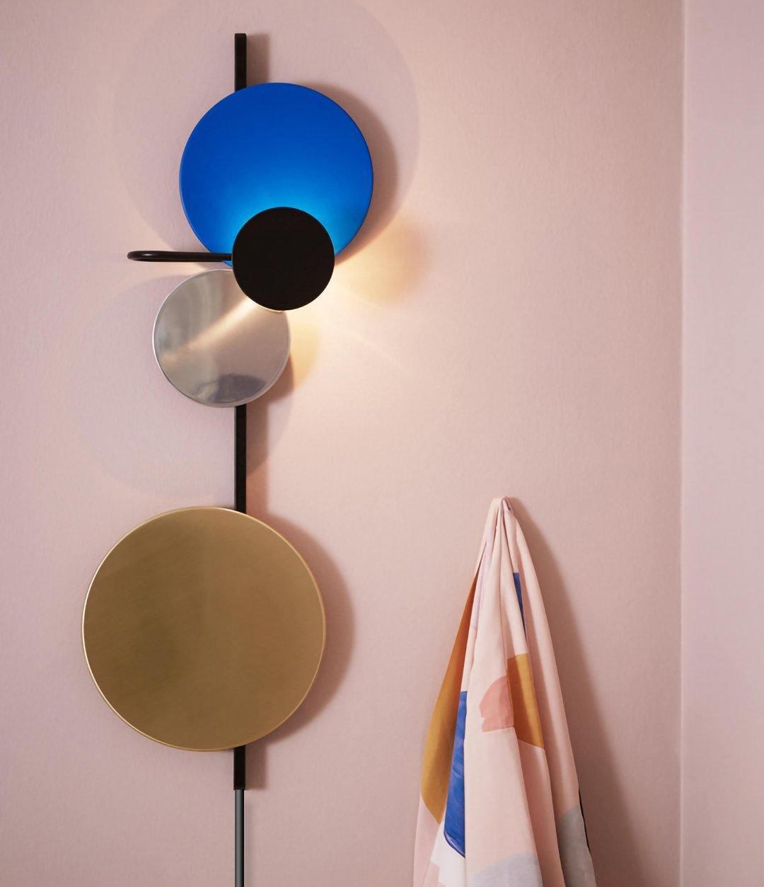 Planet Plug-in Wall Lamp