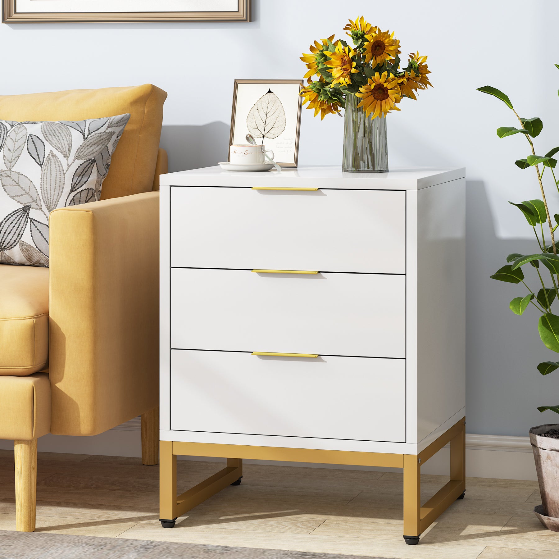 3 Drawers Nightstand, Modern Bedside End Table with Metal Frame