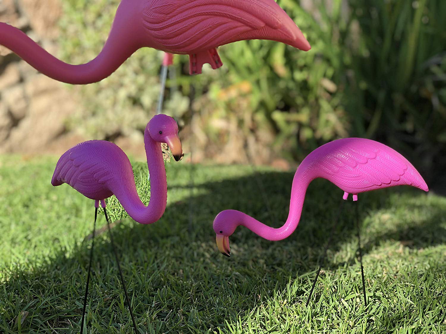 GiftExpress Set of 4, Small Pink Flamingo Yard Ornament/Mini Lawn Flamingo Ornaments : Each Flamingo Measure 8