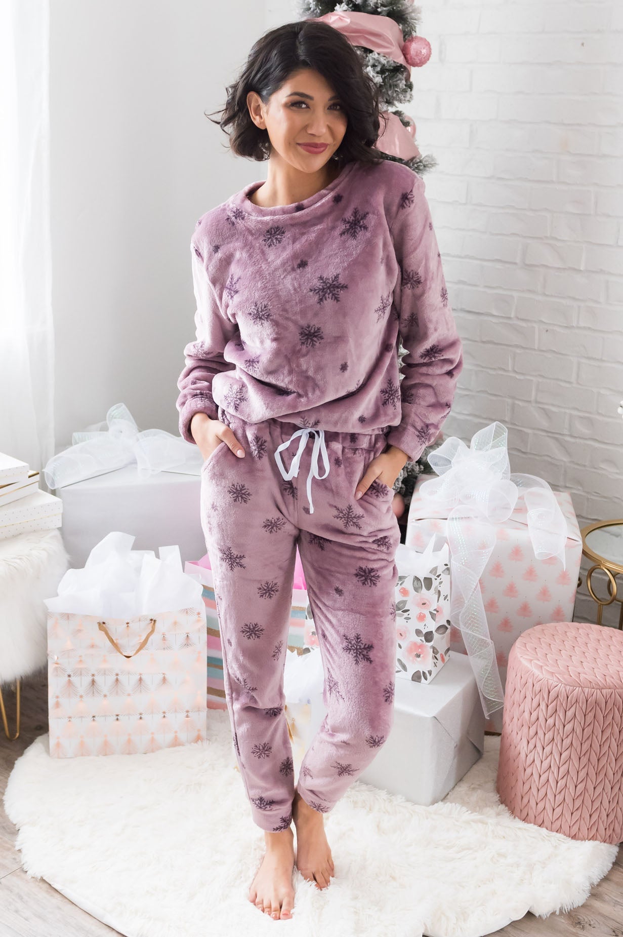 Sugarplum Snowflakes Modest Fuzzy Lounge Set