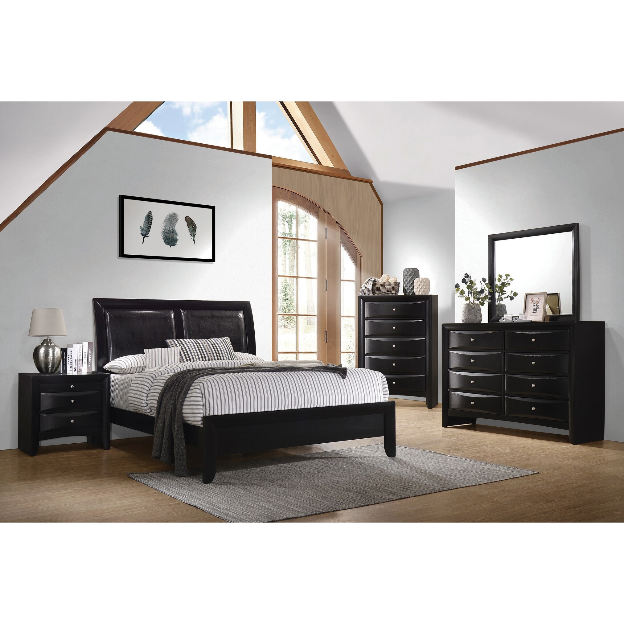 Transylvania Black 4-piece Bedroom Set with 2 Nightstands and Dresser - - 34953748