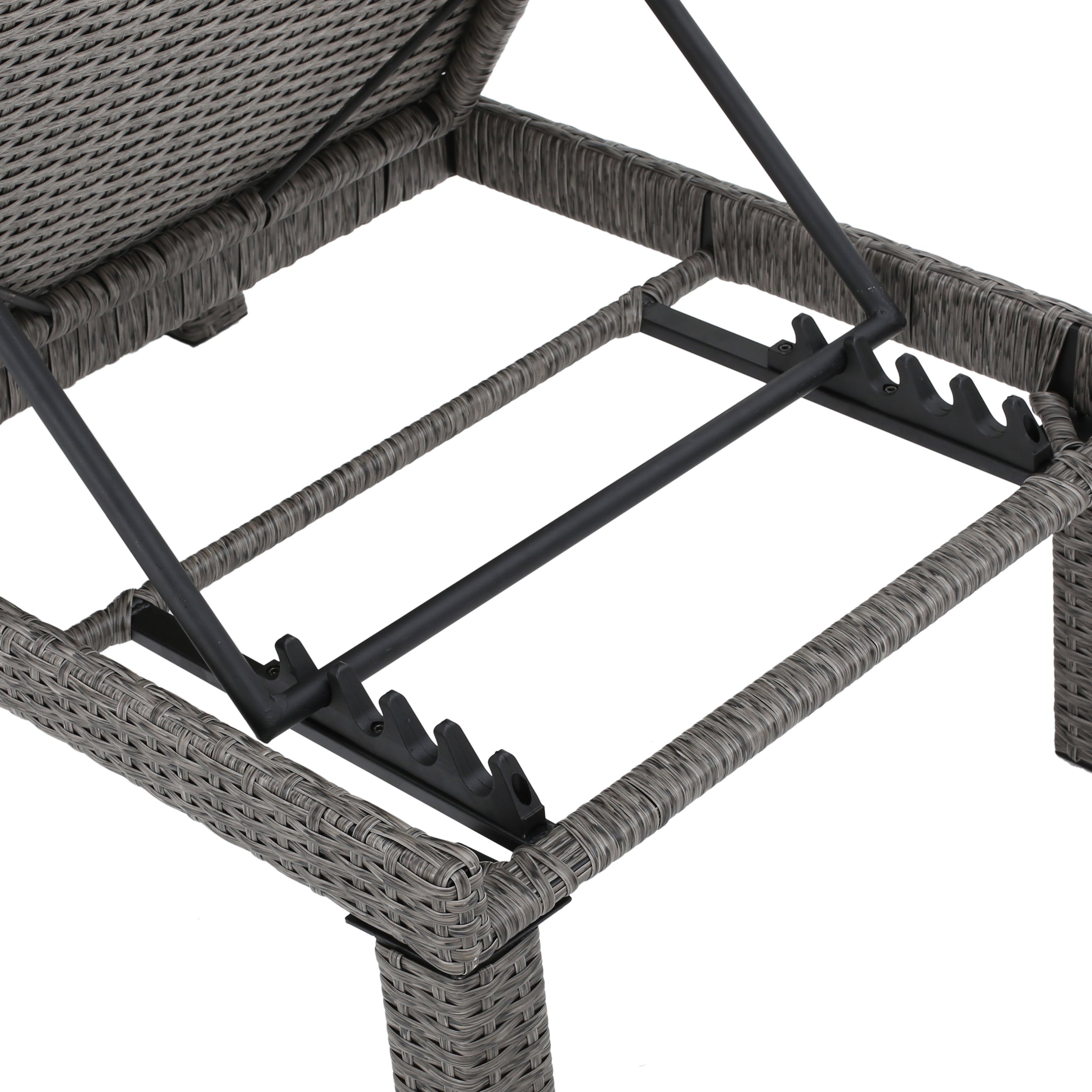 Budva Outdoor Wicker Adjustable Chaise Lounge w/ Cushion