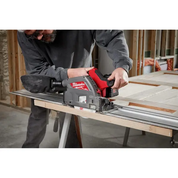 Milwaukee M18 FUEL 6-1/2 Plunge Track Saw