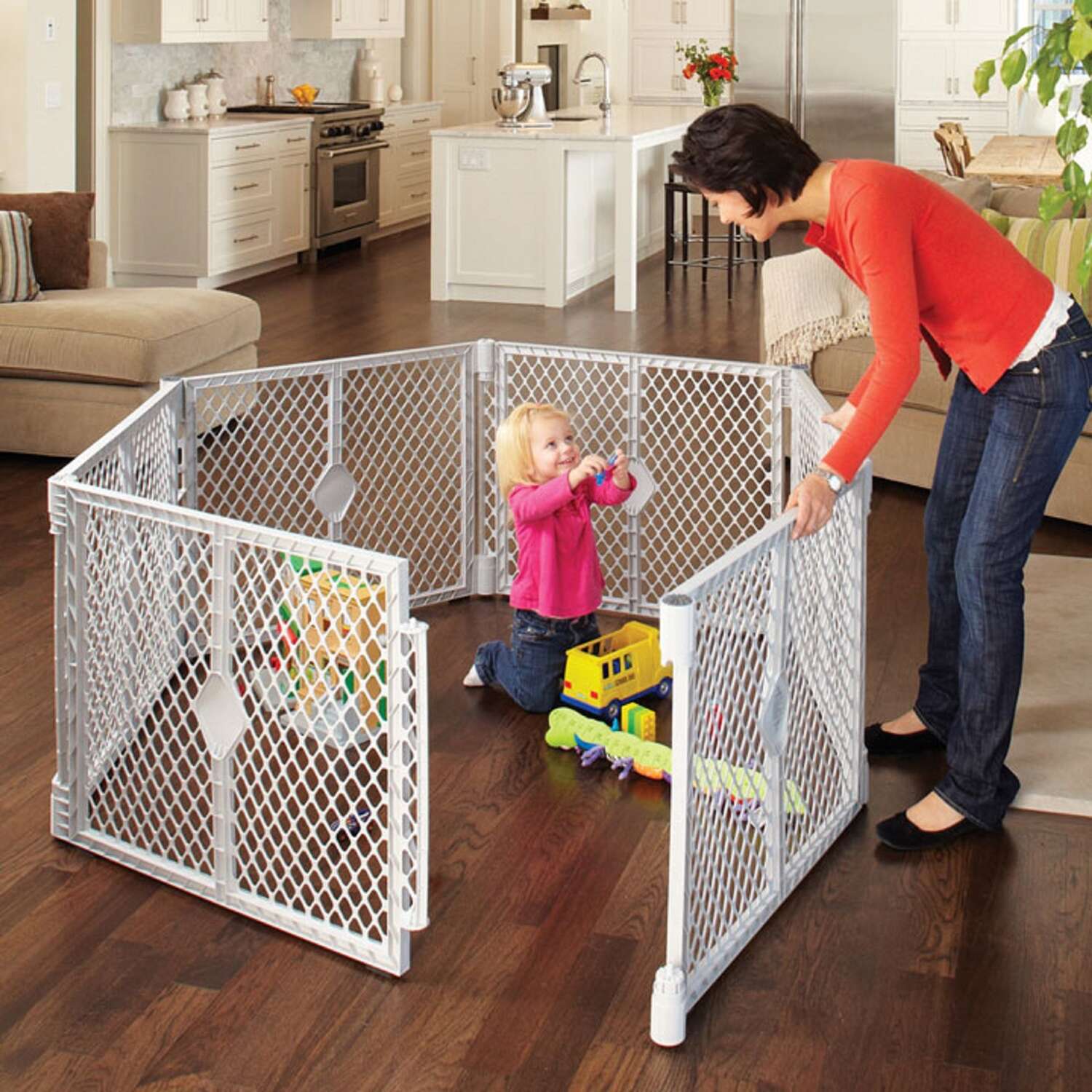 North States Superyard Gray 26 in. H X 18.5 in. W Plastic Child Safety Gate