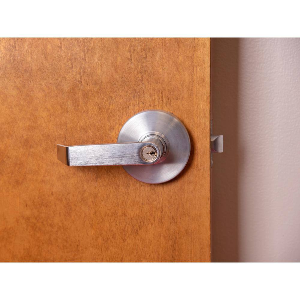 Taco Heavy-Duty Brushed Chrome Grade 1 Commercial Entry Door LeverHandle with Lock and IC Core DL-LHV53ICUS26D