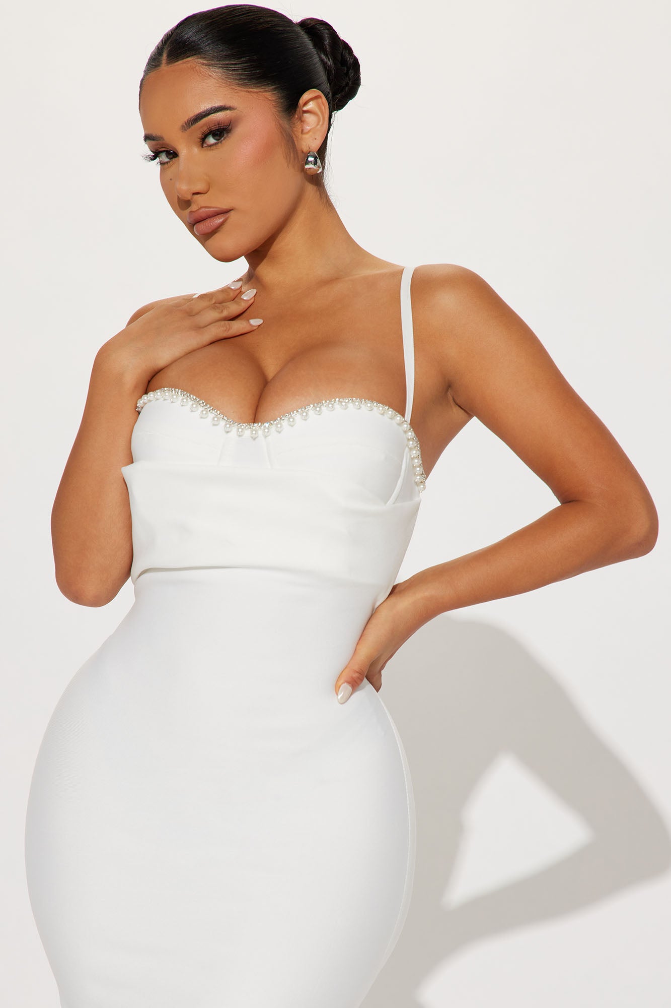 Betty Embellished Bandage Midi Dress - White