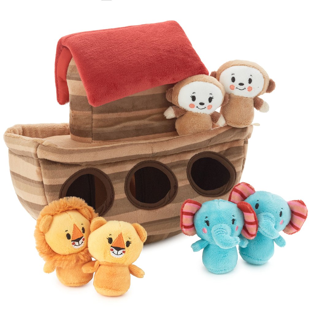 Hallmark  Noah's Ark and Animals Plush Playset - 7 Pieces