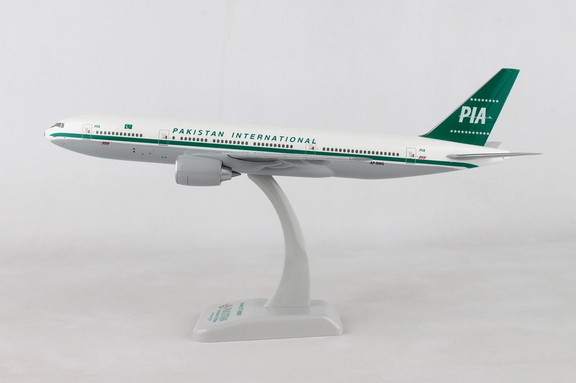 Hogan Wings HG10505GHogan Pakistan 777 200Er 1/200...