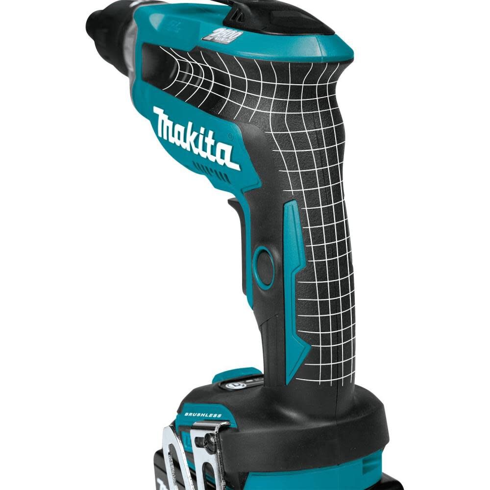 Makita 18V LXT Lithium-Ion Brushless Cordless 2500 RPM Screwdriver Kit (5.0Ah) XSF05T from Makita