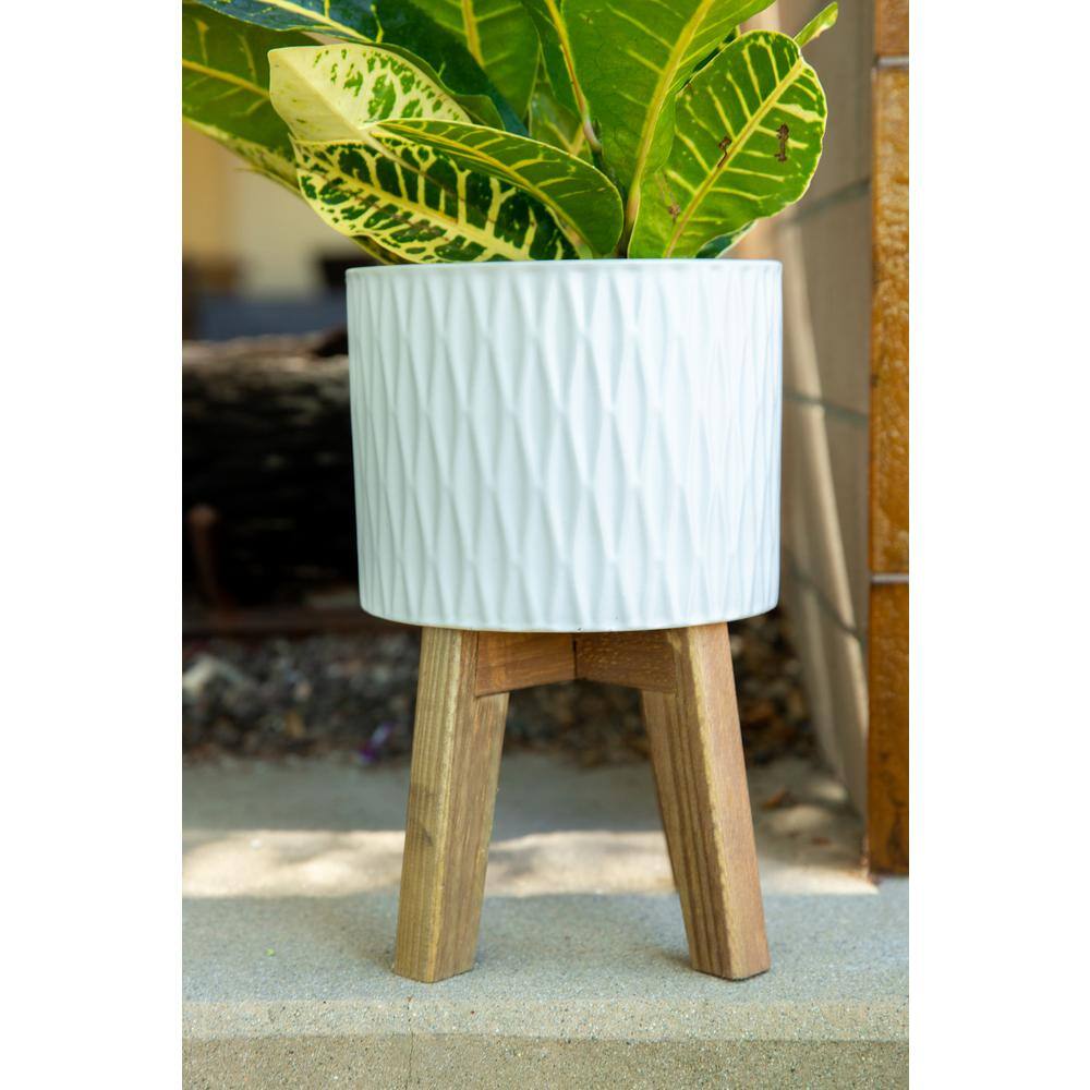 Flora Bunda 10 in. and 8 in. Matte White Ridge Ceramic Planter on Wood Stand Mid-Century Planter (Set of 2 ) CT1031E2-MTWH