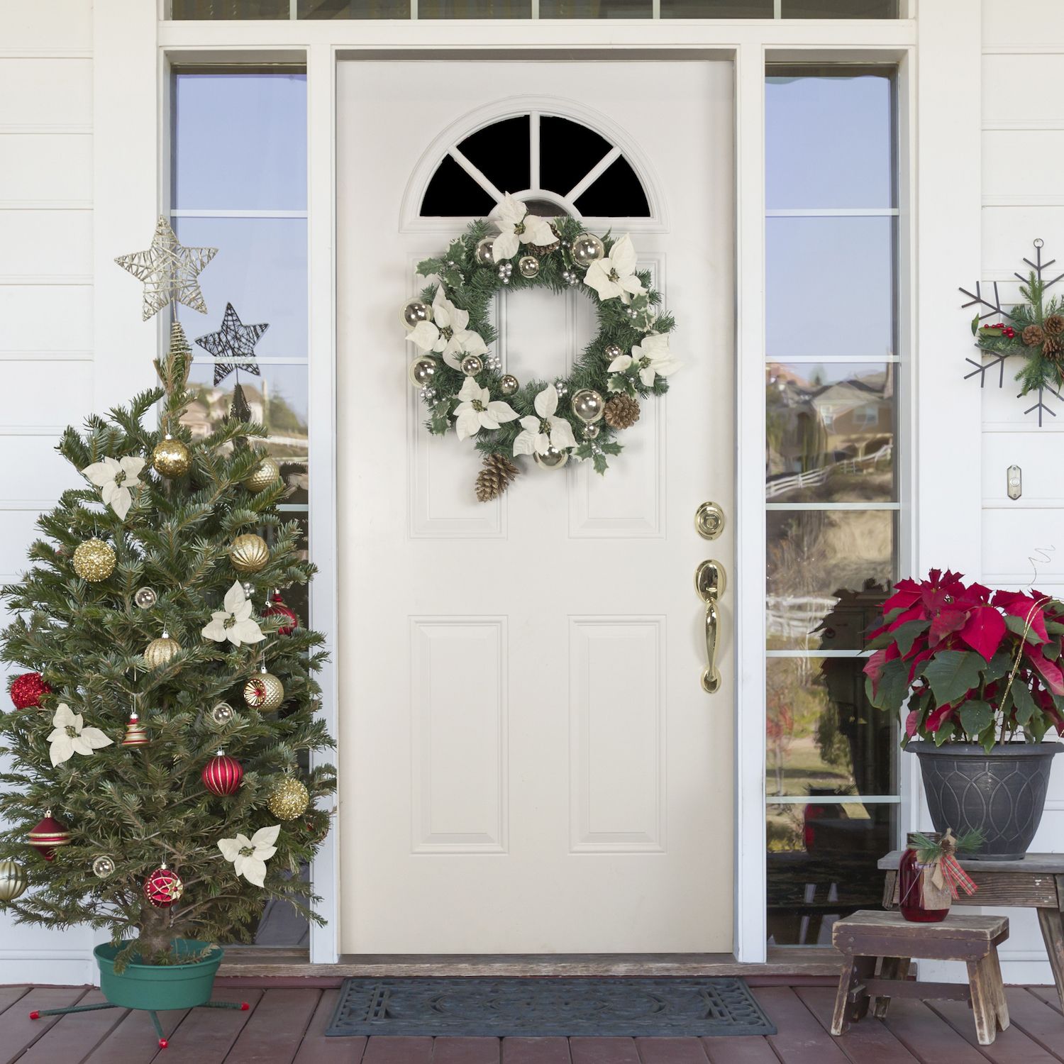 Decorated Cream Colored Poinsettia and Berry Artificial Christmas Wreath  24-Inch  Unlit