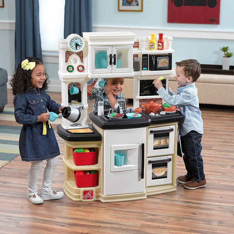 Step2 Great Gourmet Kitchen Pretend Playset