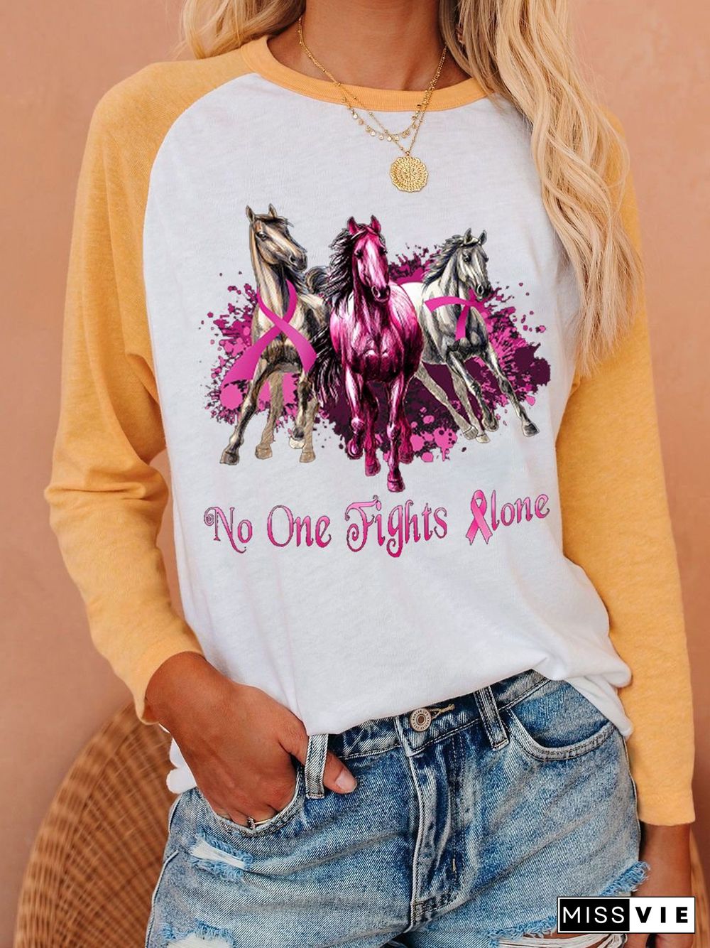 Women's Breast Cancer Horses No One Fights Alone Print T-Shirt