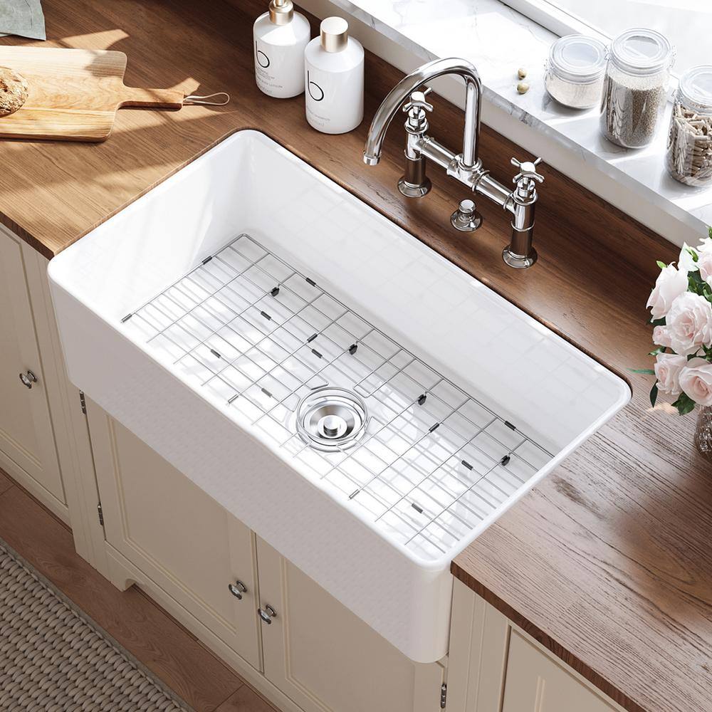 HOROW White Fireclay 33 in. Single Bowl Kitchen Sink Farmhouse Apron Front Kitchen Sink with Bottom Grid and Strainer HR-F3318S