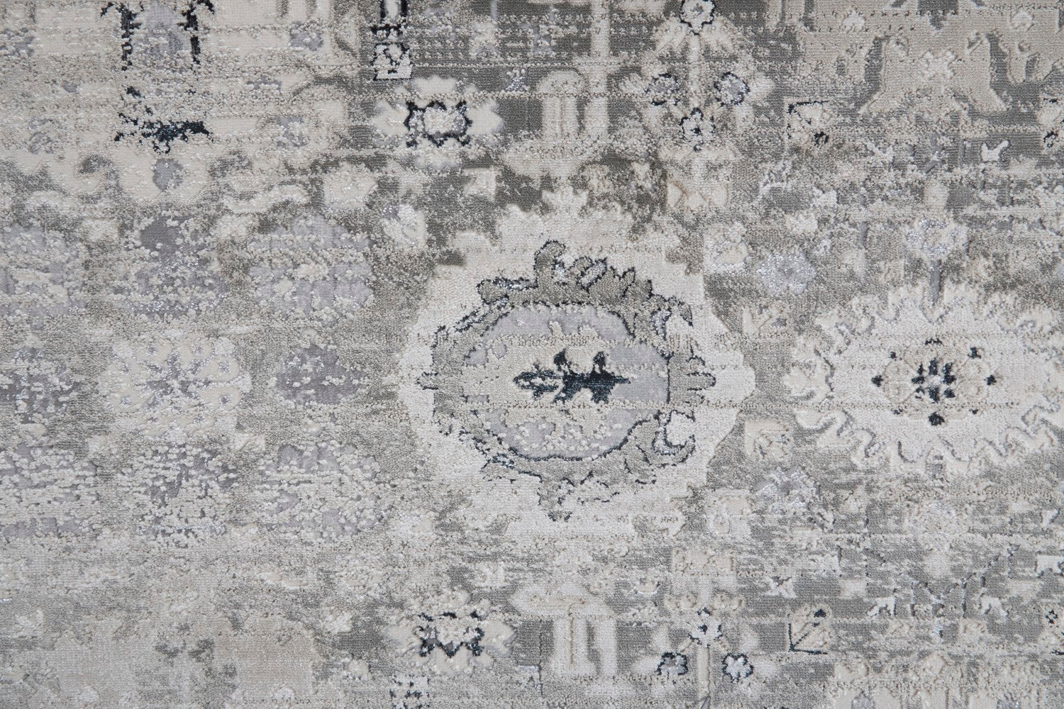 Adana Distressed Ivory/Silver Gray Rug