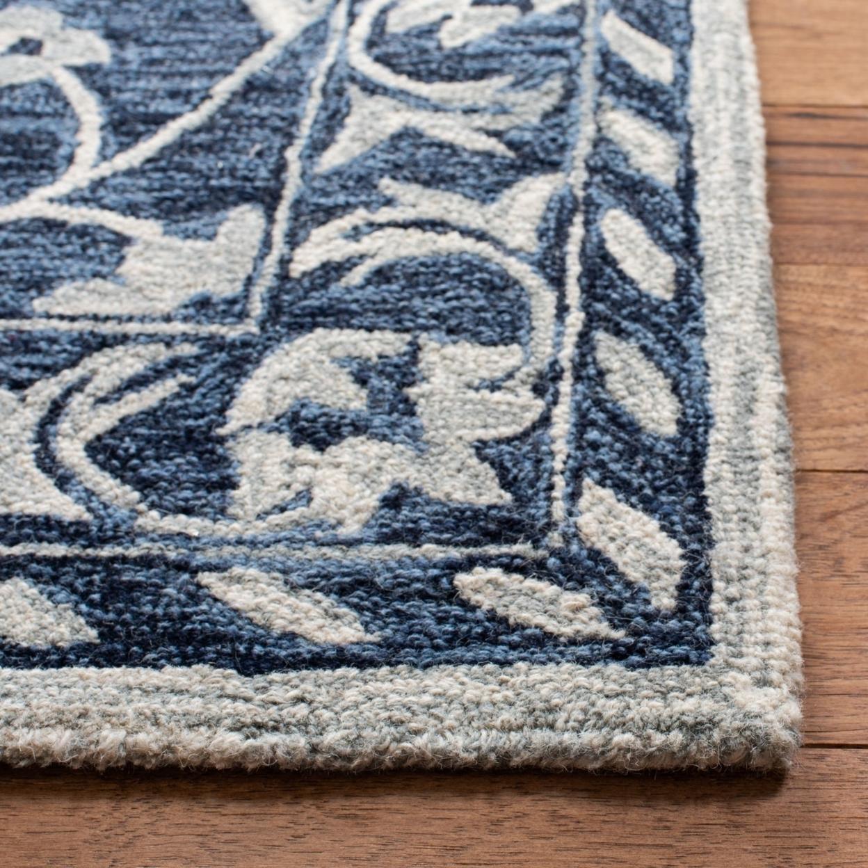 SAFAVIEH Micro-Loop Kevin Floral Area Rug， Navy/Taupe， 5and#8242; x 5and#8242; Square